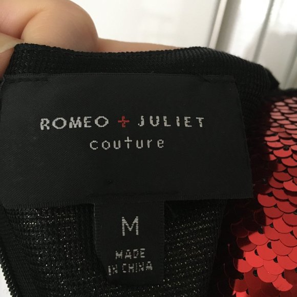 Gold Dress - Picture 4 of 4